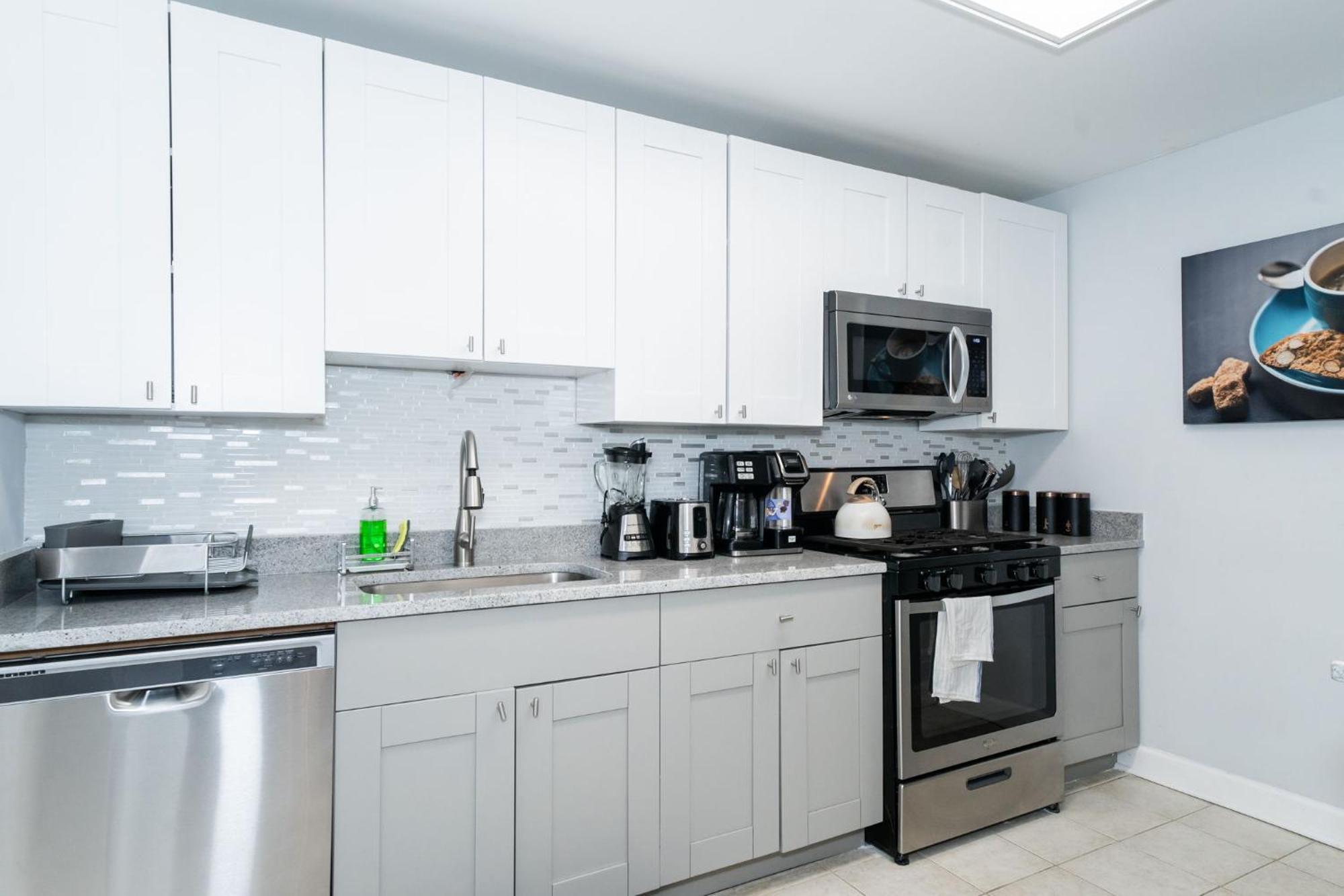 21Floor-Renovated 2Br,1Bath King And Queen Bed And Parking Atlanta Exterior photo